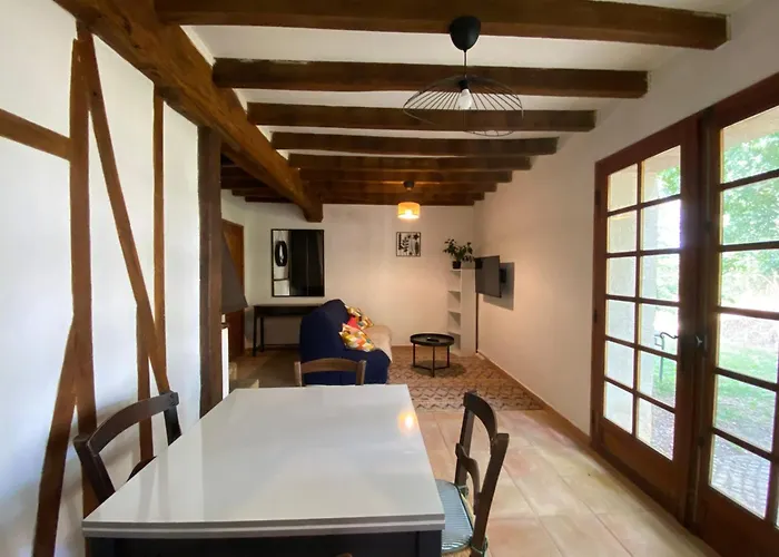 Апартаменты Fenil T3, Maison Avec Jardin *