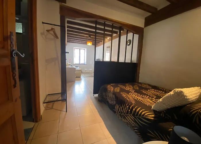 Fenil T3, Maison Avec Jardin